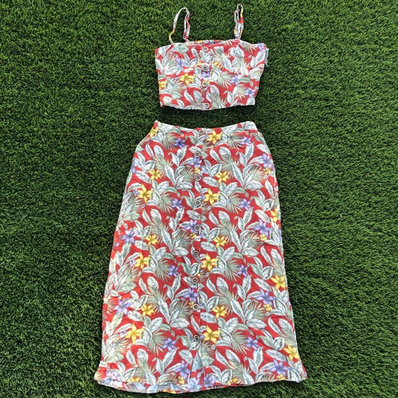 Aeropostale Other - 2 piece floral set Aeropostale Other - 2 piece floral set